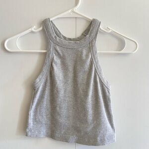 Simple gray tank